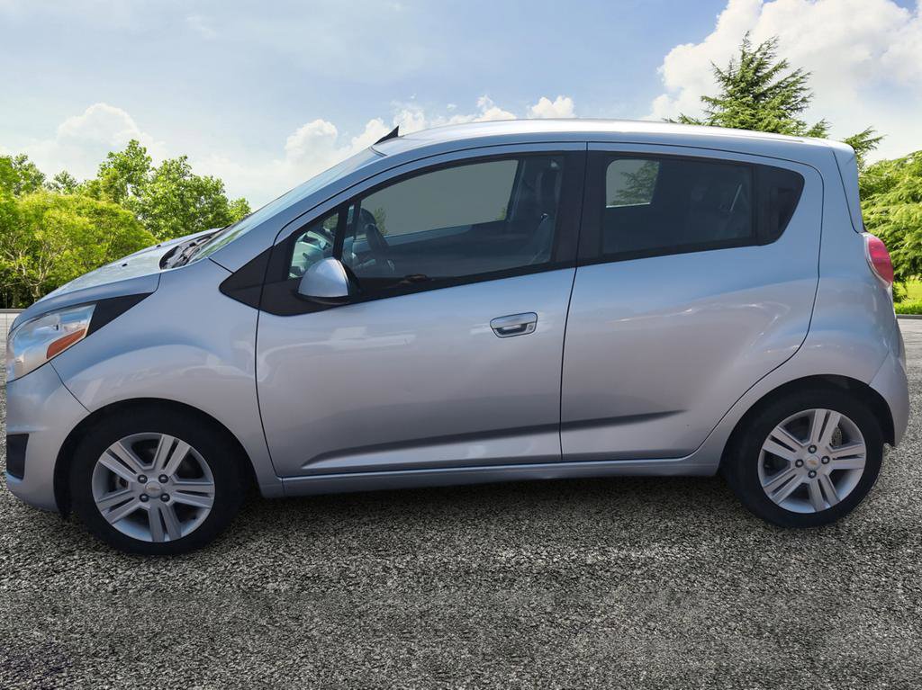 Used 2014 Chevrolet Spark LT FWD image 4