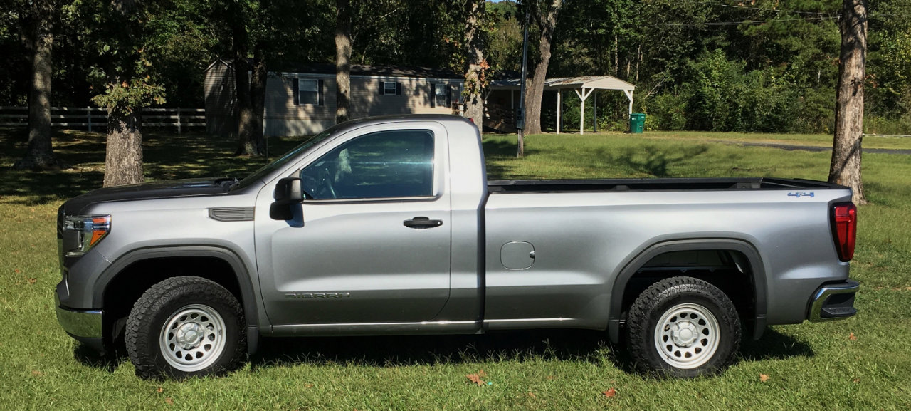 Used 2020 GMC Sierra 1500 4x4 Regular Cab w/ Sierra Value Package image 2