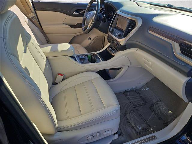 Used 2021 GMC Acadia Denali w/ Denali Technology Package FWD image 24