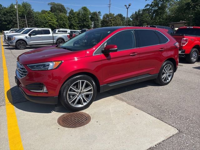 Used 2024 Ford Edge Titanium w/ Equipment Group 301A AWD/4WD image 3