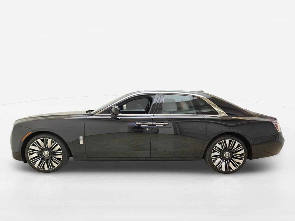 Certified 2025 Rolls-Royce Ghost AWD/4WD image 3