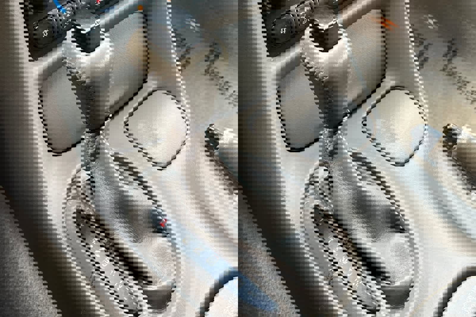 Used 2003 Chevrolet Corvette Coupe w/ Preferred Equipment Group image 25