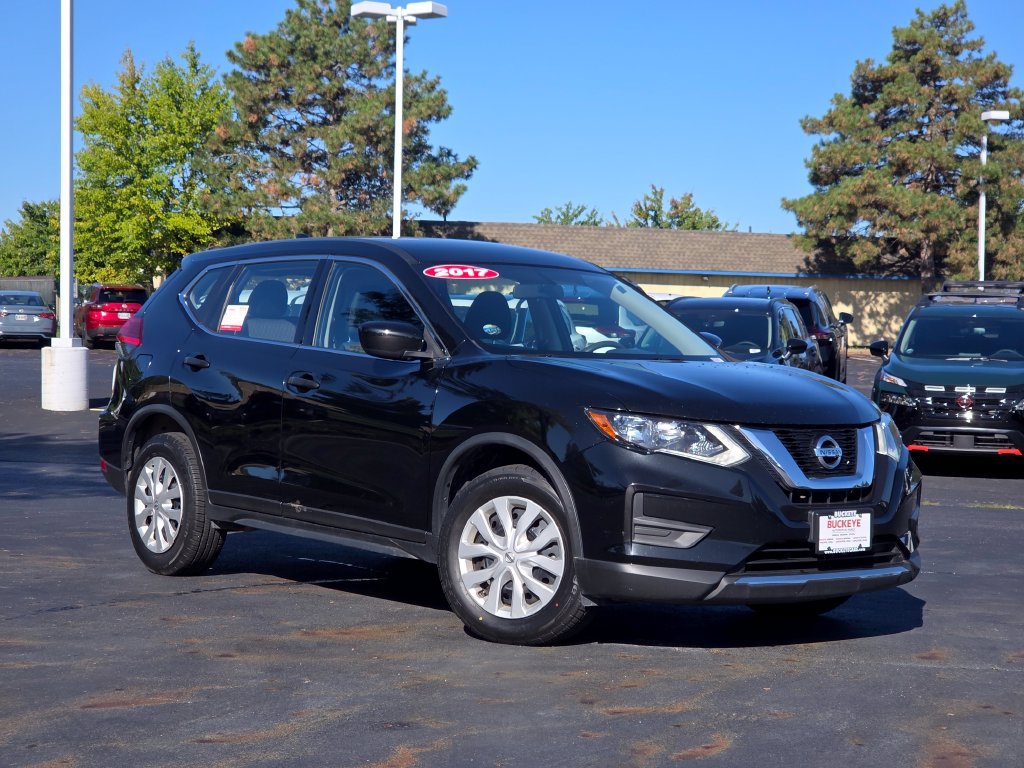 Used 2017 Nissan Rogue S AWD/4WD 360° Tour