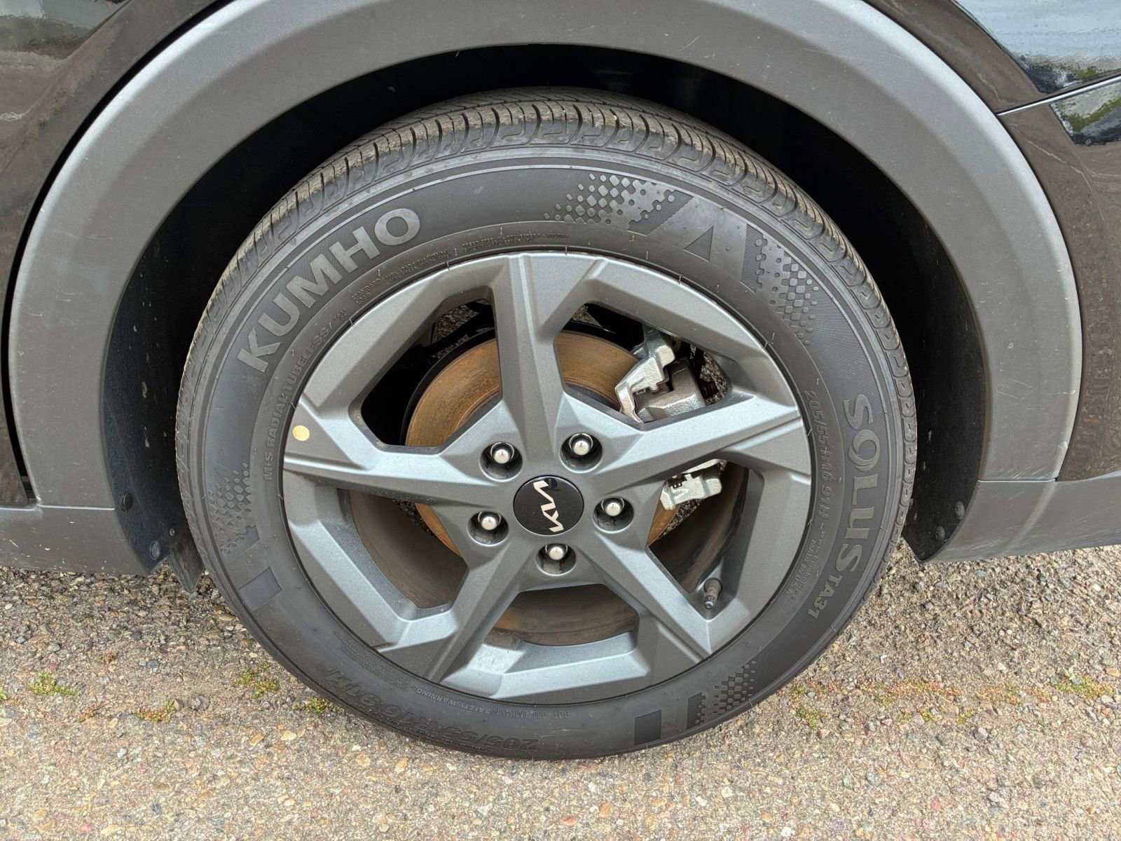 Used 2025 Kia K4 LXS image 29