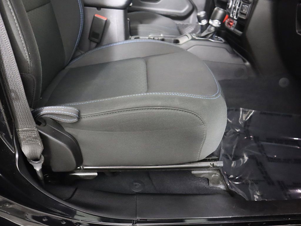 Used 2022 Jeep Wrangler Unlimited Rubicon 4xe image 26