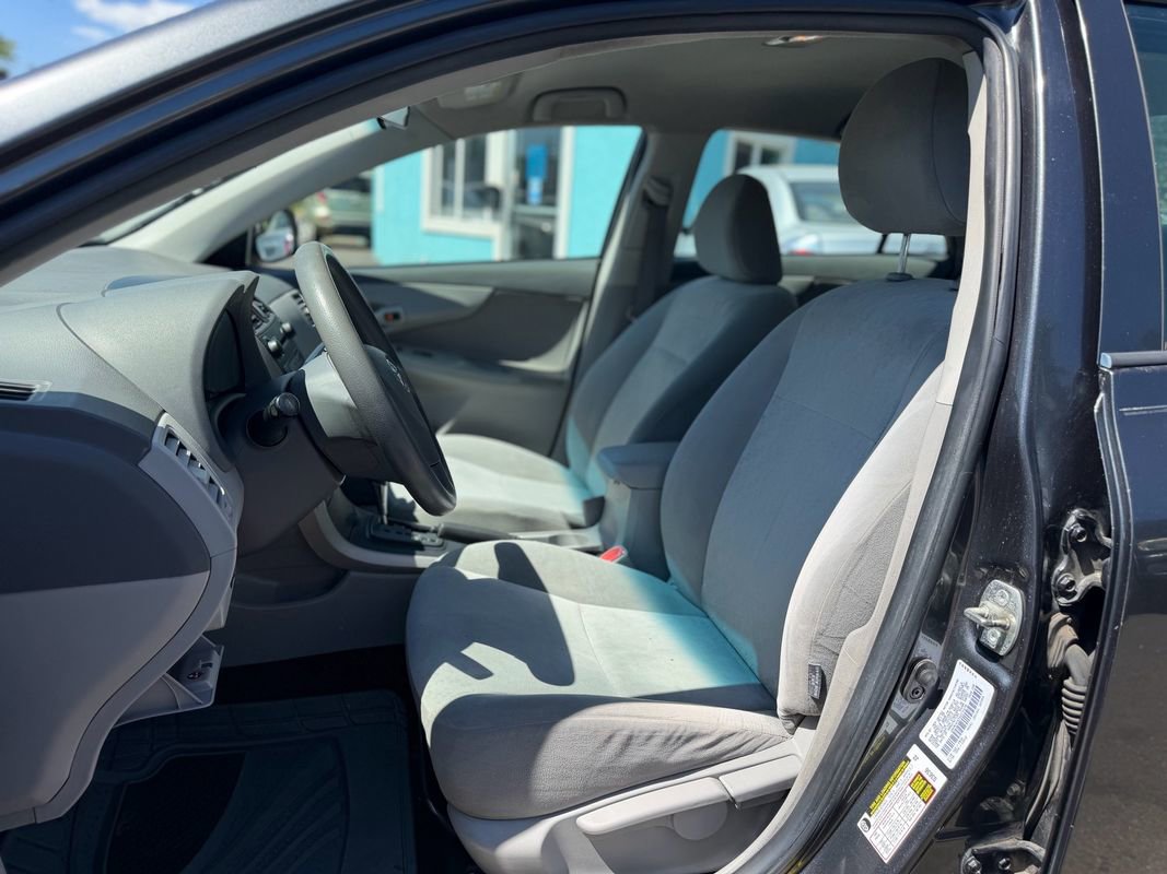 Used 2009 Toyota Corolla LE FWD image 10
