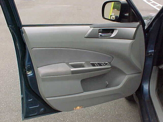 Used 2009 Subaru Forester 2.5X image 16