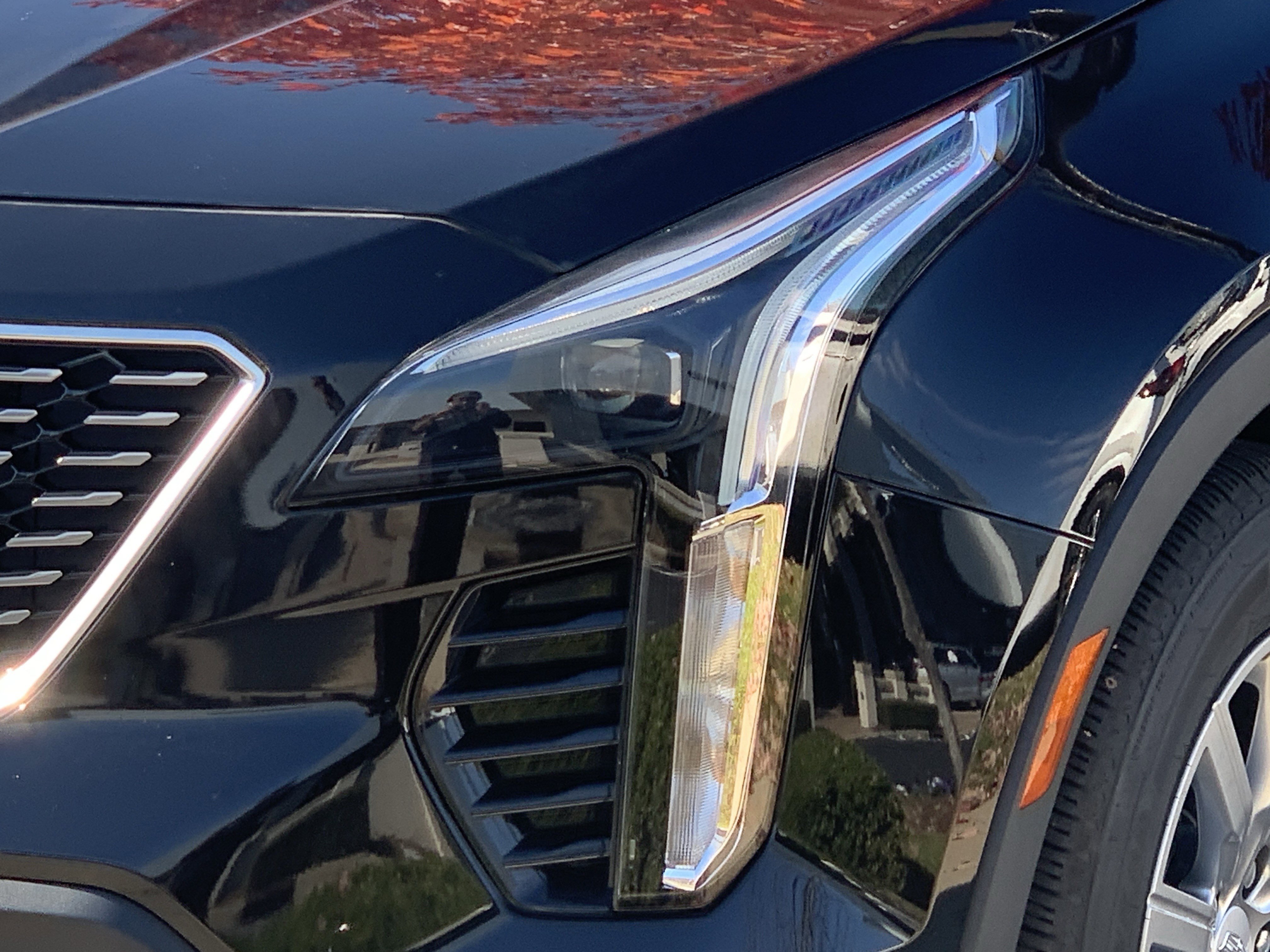 Used 2020 Cadillac XT4 Premium Luxury image 6