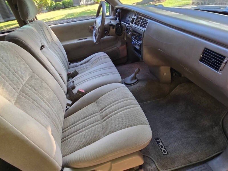 Used 1998 Toyota T100 SR5 w/ Value Pkg AWD/4WD image 13