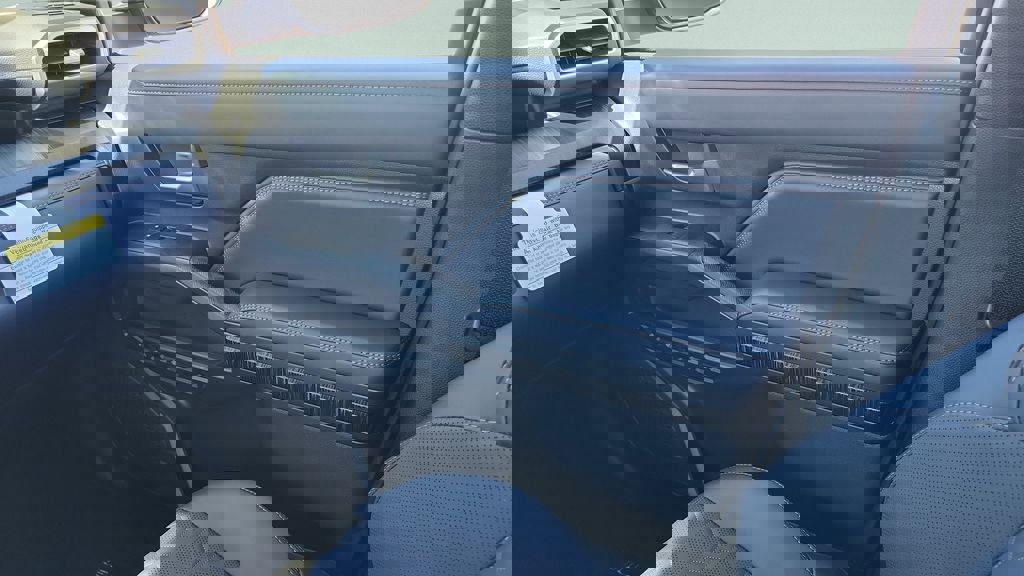 New 2026 Toyota 4Runner Platinum image 16