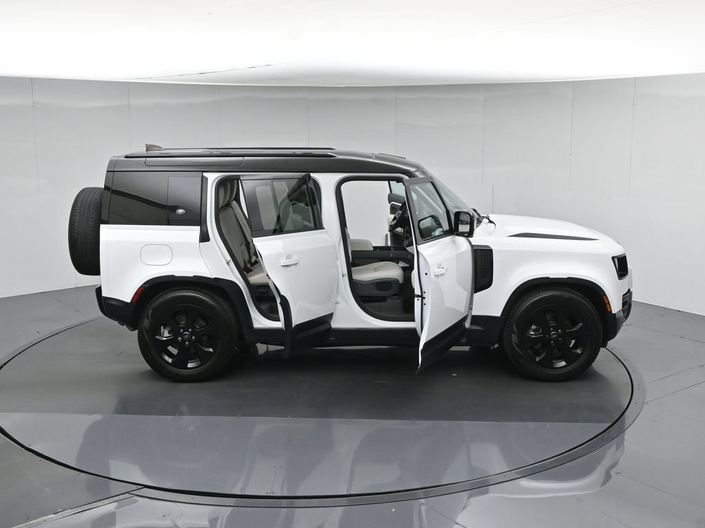 Used 2024 Land Rover Defender 110 S AWD/4WD image 38