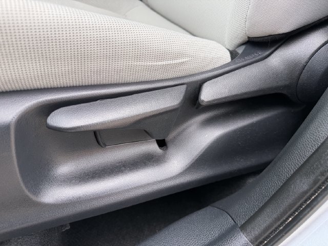 Used 2024 Toyota Corolla Cross L FWD image 22