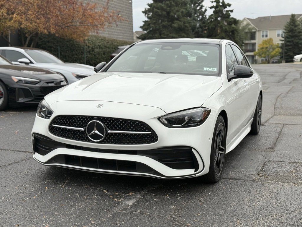 Used 2024 Mercedes-Benz C 300 Sedan image 4