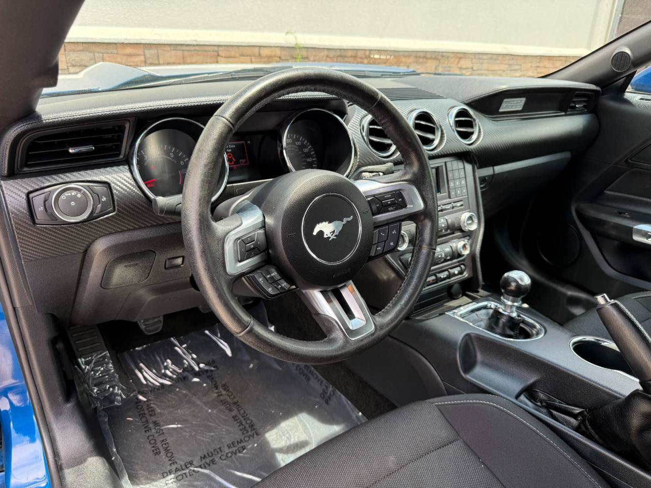 Used 2017 Ford Mustang Coupe RWD image 27
