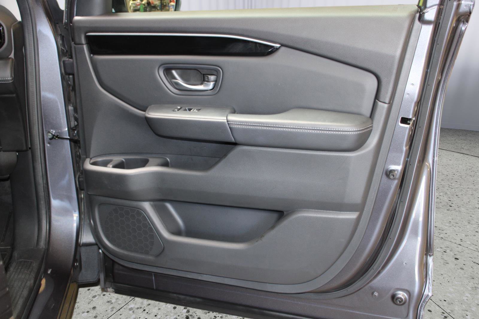 Used 2023 Honda Pilot EX-L image 37