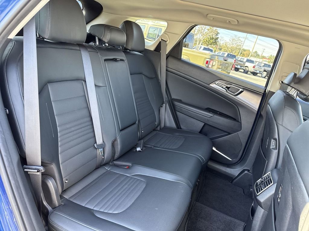 Used 2023 Kia Sportage SX image 20