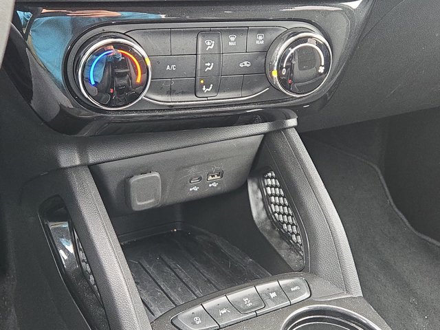Used 2025 Chevrolet TrailBlazer LT w/ Driver Confidence Package AWD/4WD image 26