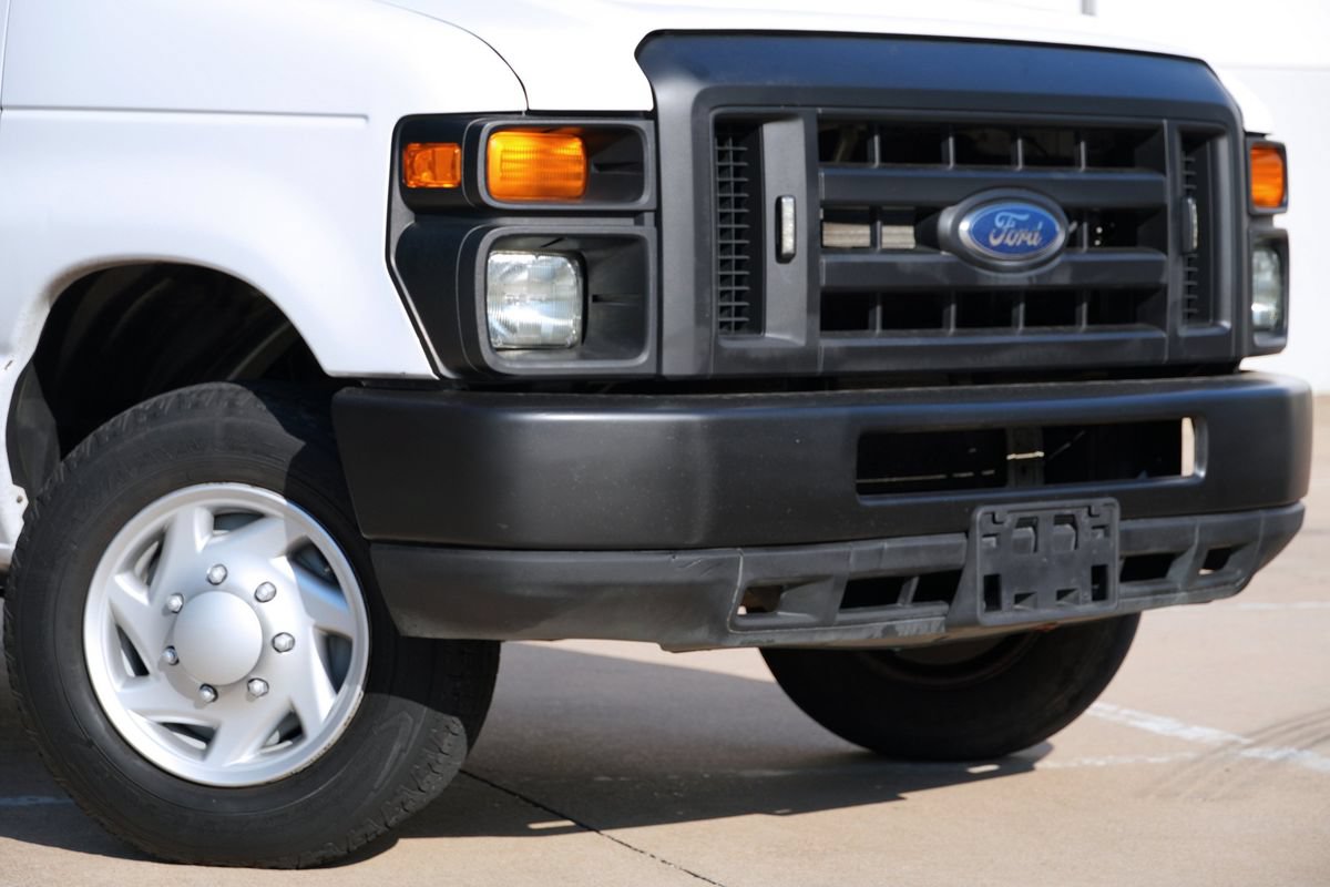 Used 2014 Ford E-150 and Econoline 150 w/ Power Group RWD image 16