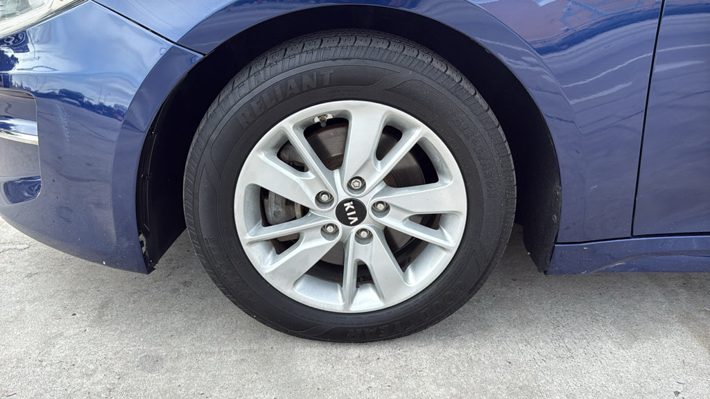 Used 2017 Kia Optima LX w/ Convenience Plus Package FWD image 18