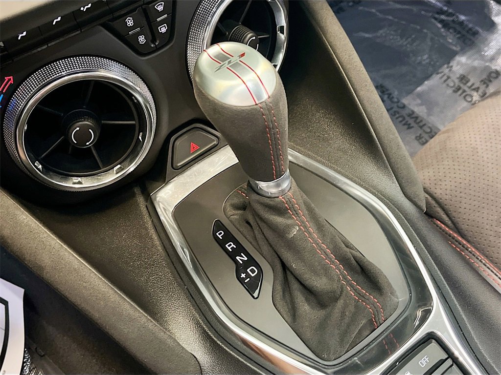Used 2018 Chevrolet Camaro ZL1 image 16