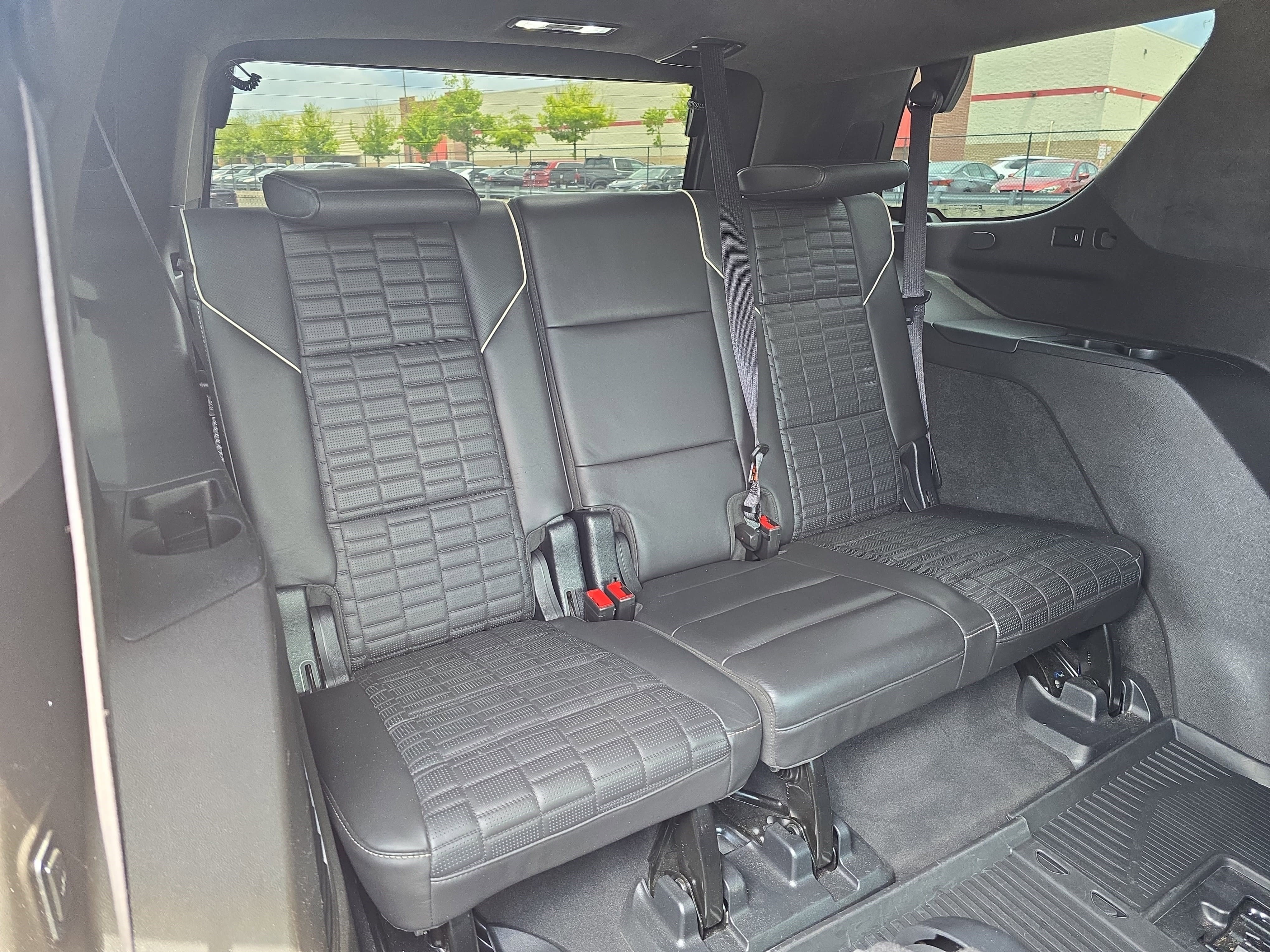 Used 2021 Cadillac Escalade Sport Platinum AWD/4WD image 12