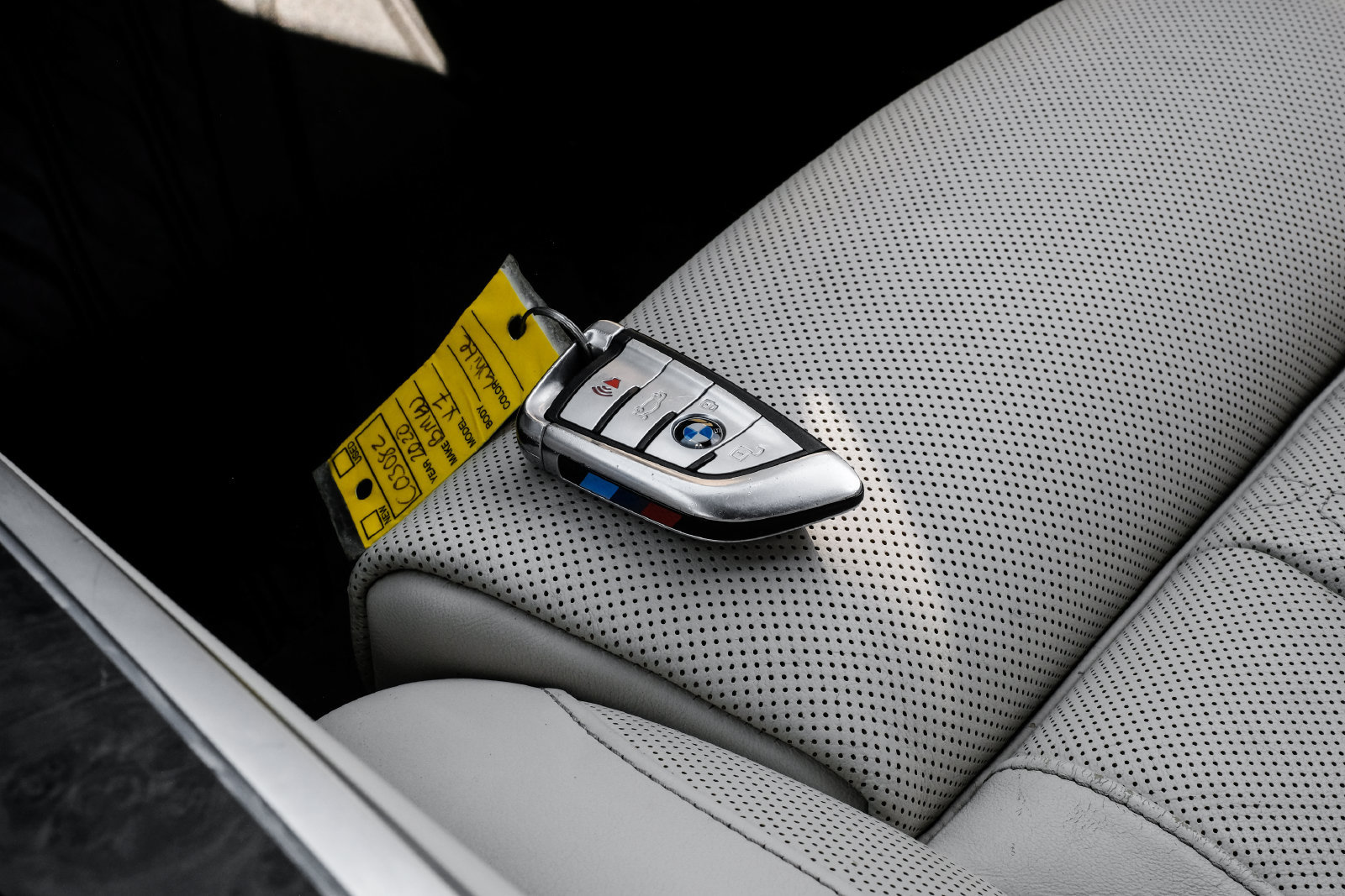 Used 2020 BMW X7 M50i w/ Dynamic Handling Package AWD/4WD image 80
