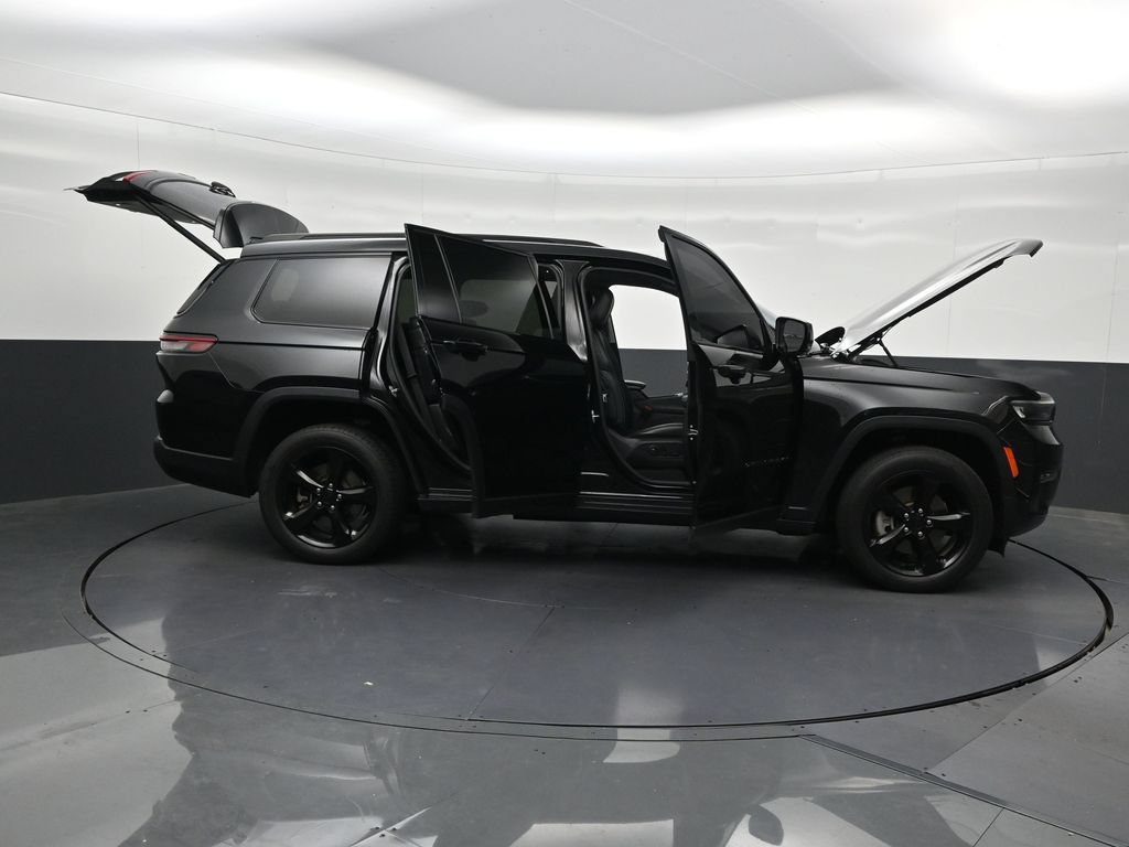 Used 2022 Jeep Grand Cherokee L Limited w/ Black Appearance Package RWD image 38