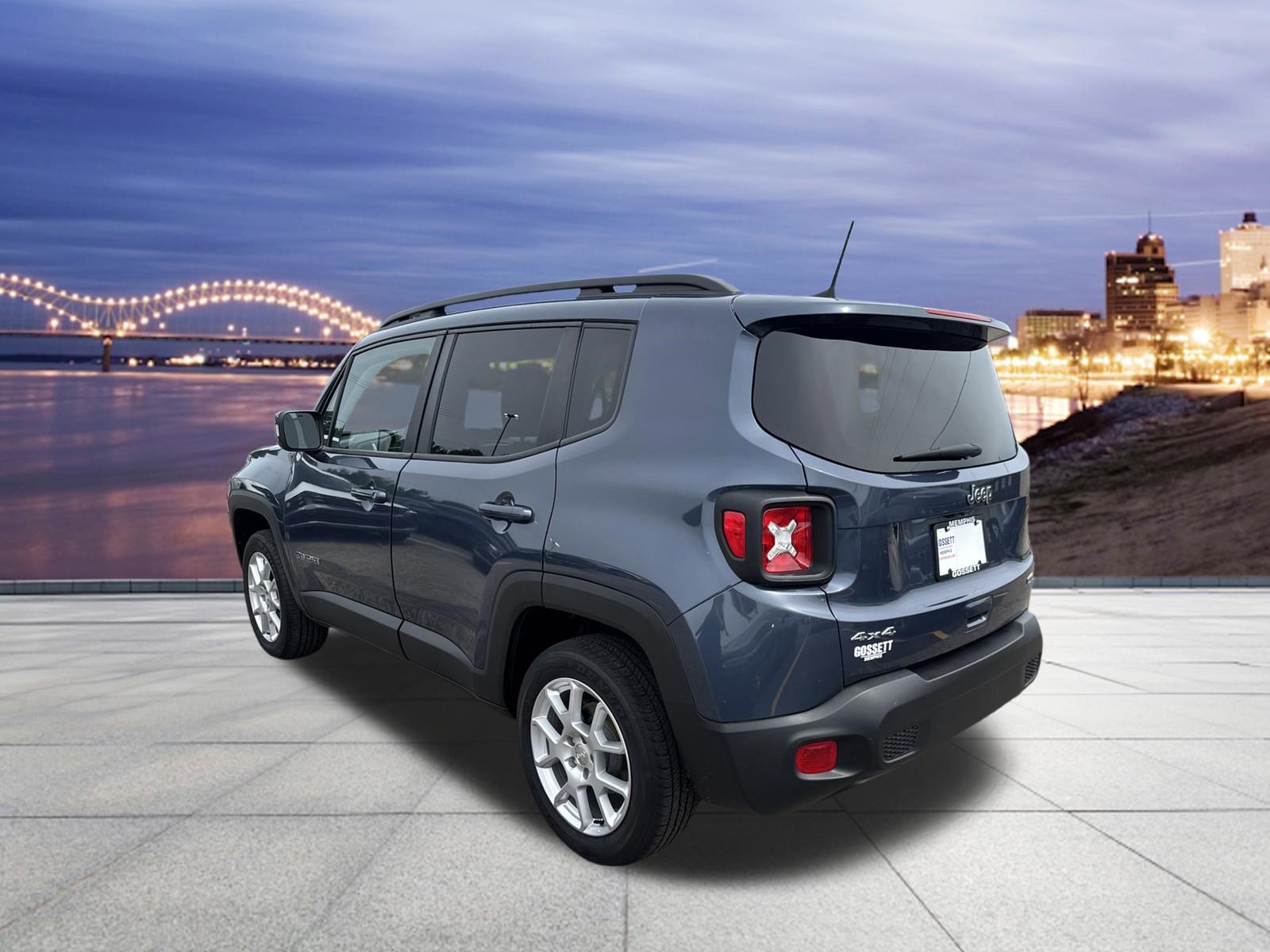 Used 2021 Jeep Renegade Latitude AWD/4WD image 3