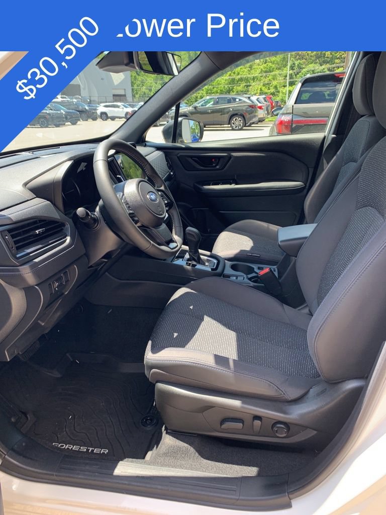 Certified 2025 Subaru Forester Premium AWD/4WD image 3