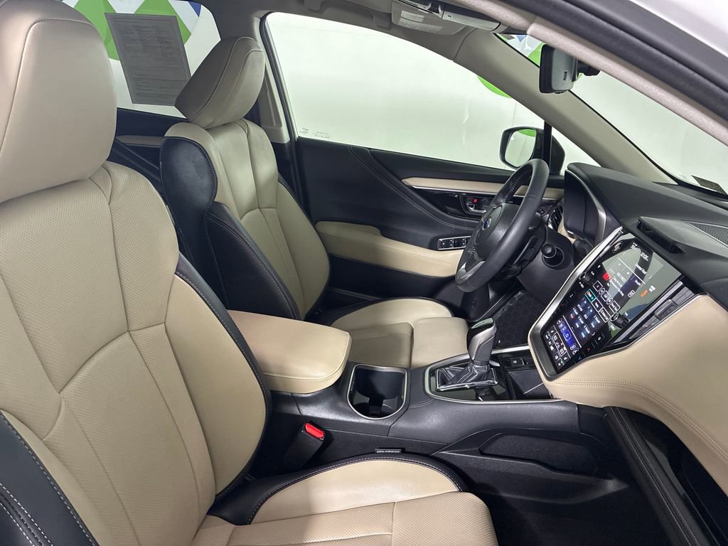 Certified 2025 Subaru Outback Limited AWD/4WD image 31