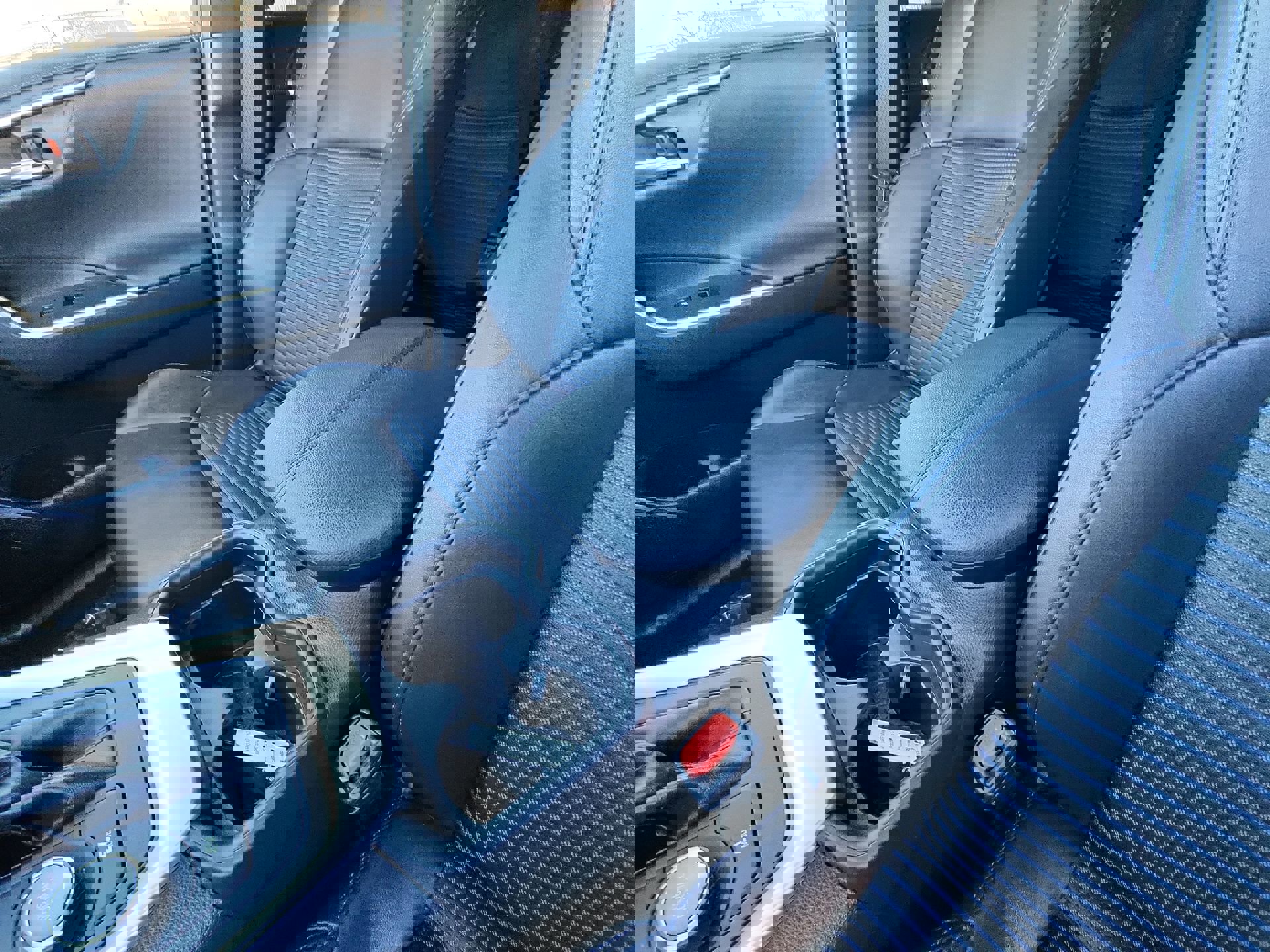 Used 2019 Toyota RAV4 XSE image 22