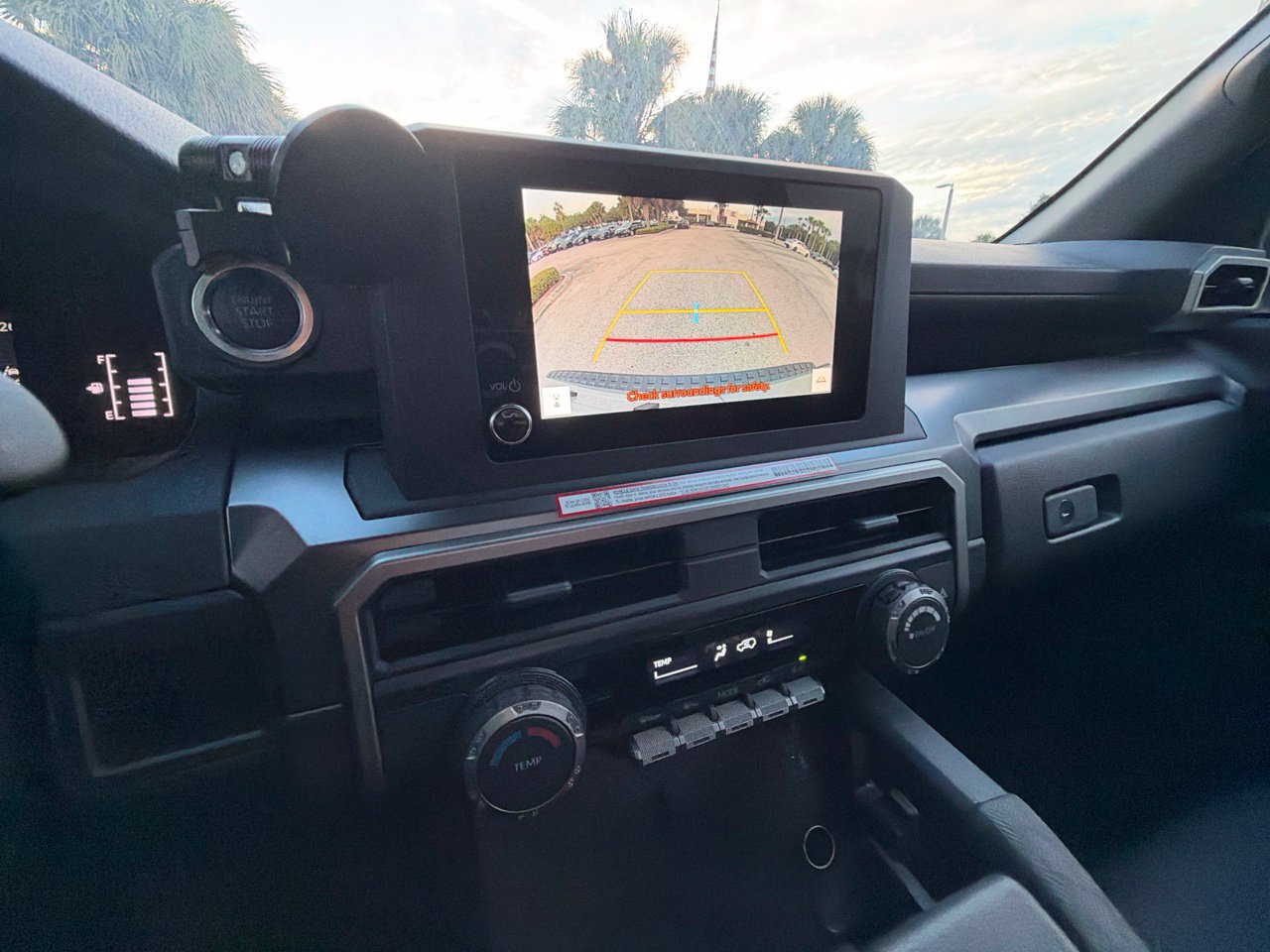 Used 2026 Toyota 4Runner SR5 AWD/4WD image 9