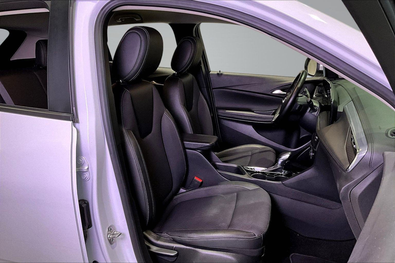 Used 2025 Buick Encore GX Preferred image 27