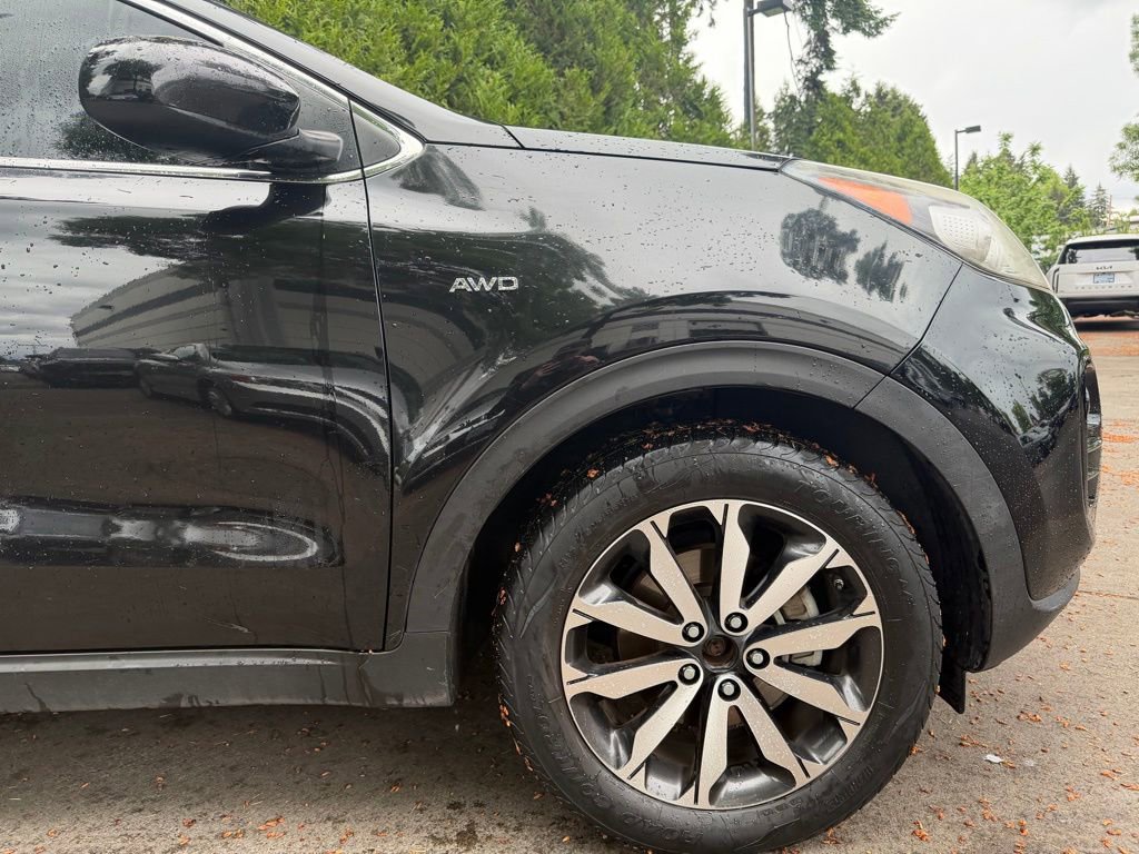 Used 2017 Kia Sportage EX AWD/4WD image 3