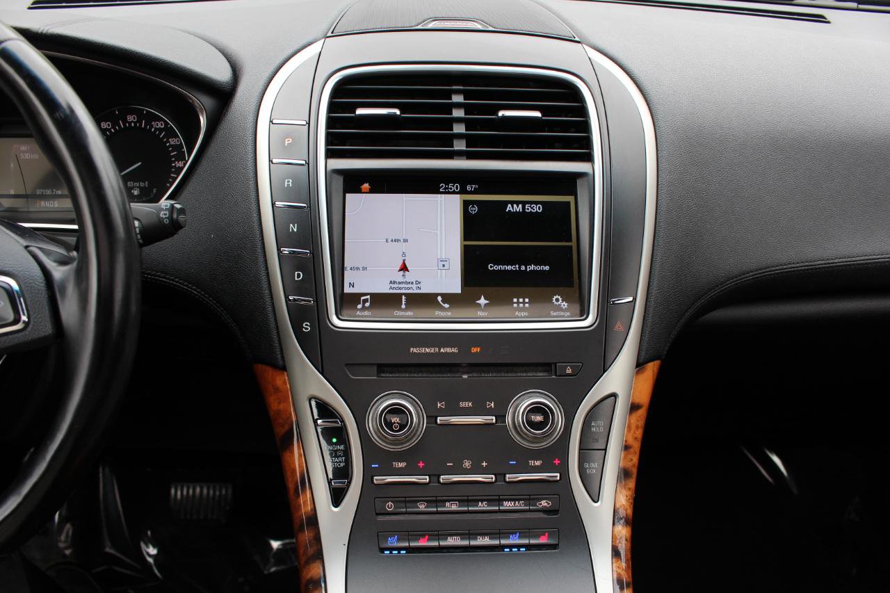 Used 2016 Lincoln MKX Reserve w/ Climate Package image 30