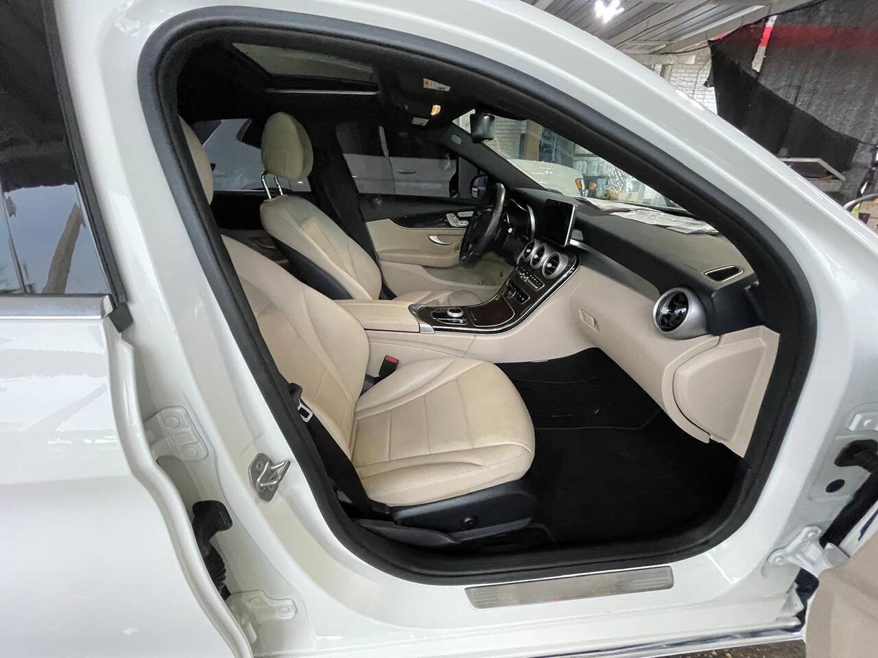 Used 2018 Mercedes-Benz C 300 4MATIC Sedan w/ Premium Package image 2