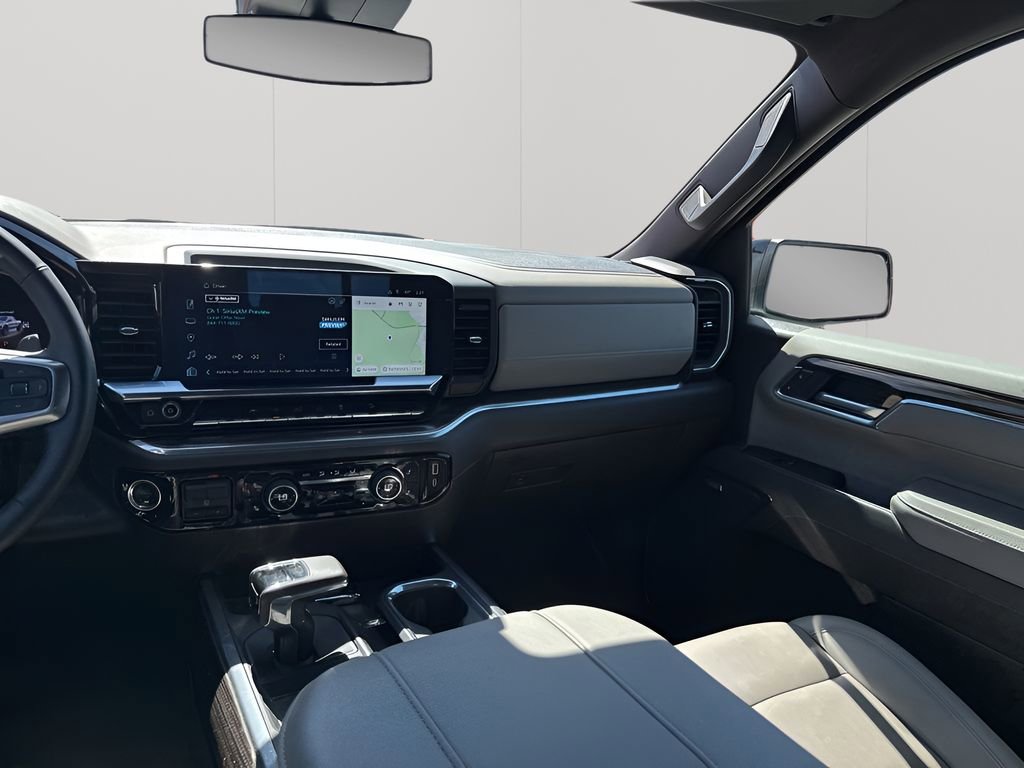 Used 2025 Chevrolet Silverado 1500 LT Trail Boss w/ Convenience Package II image 24