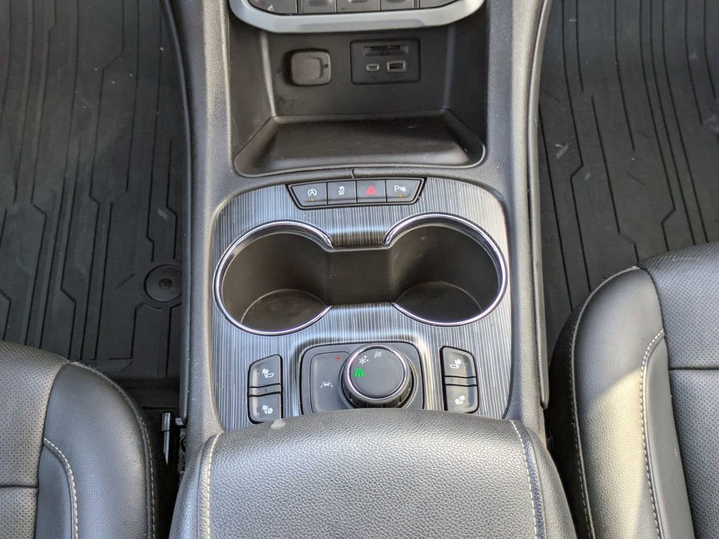 Used 2023 GMC Acadia SLT image 20