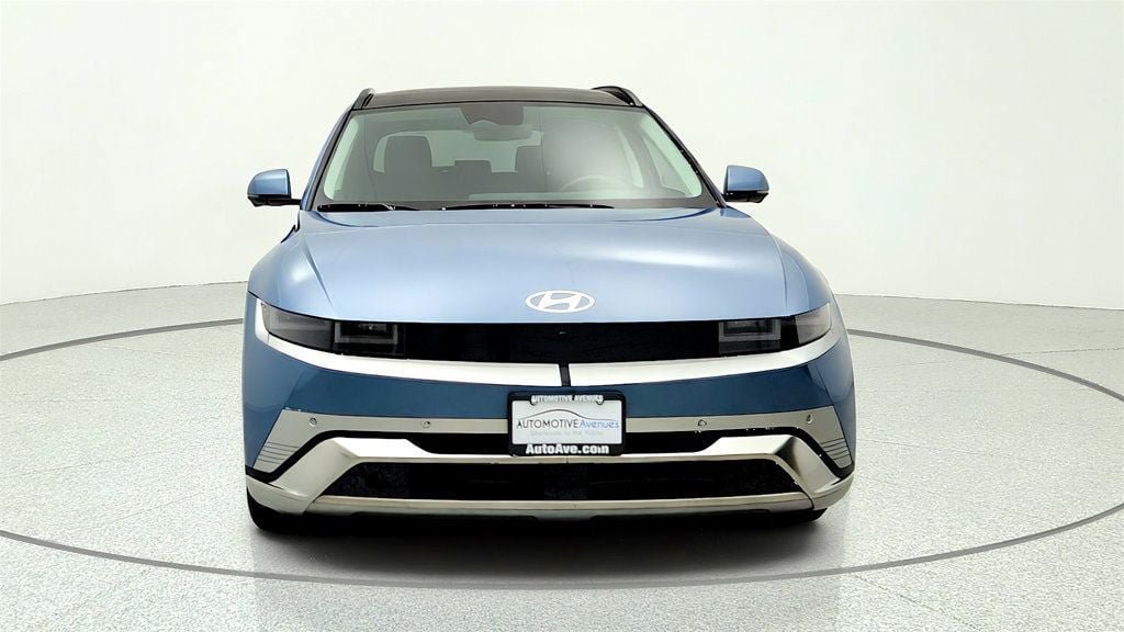 Used 2025 Hyundai Ioniq 5 Limited AWD/4WD image 2