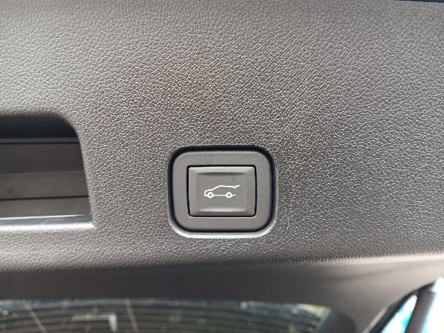 New 2026 GMC Acadia AT4 w/ LPO, Floor Liner Package AWD/4WD image 27