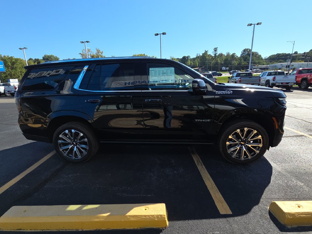 New 2026 Chevrolet Tahoe High Country AWD/4WD image 9