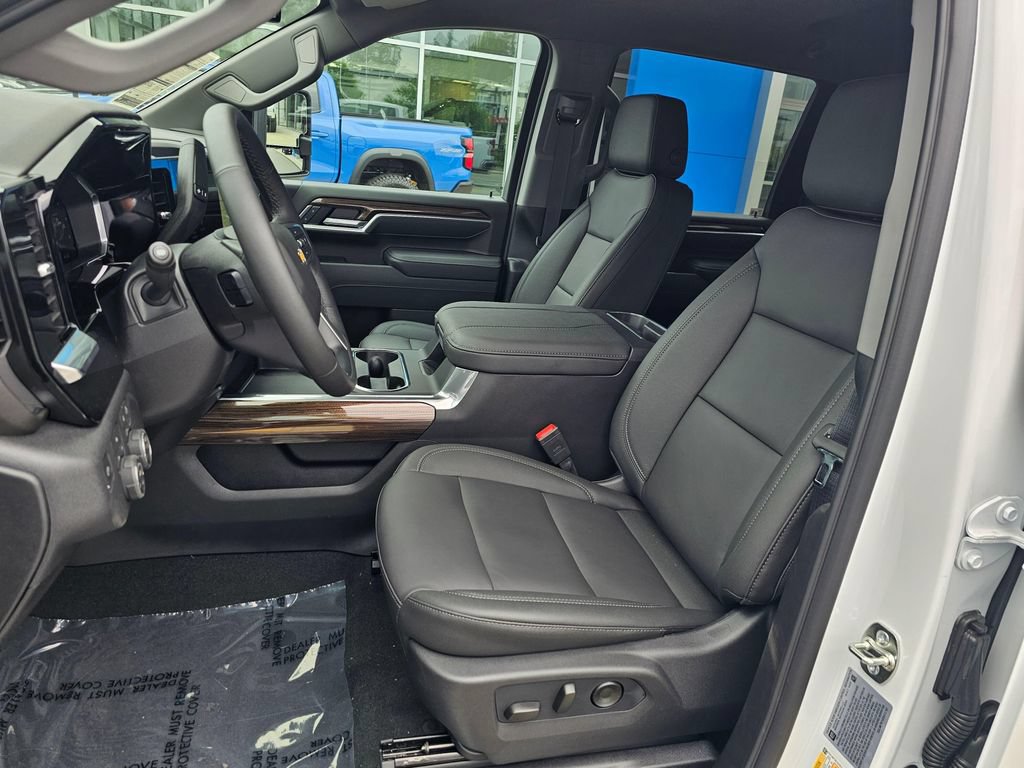 New 2026 Chevrolet Silverado 3500 LT w/ All Star Edition AWD/4WD image 22
