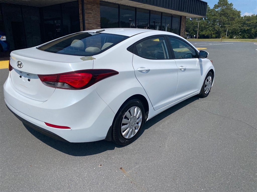 Used 2016 Hyundai Elantra SE FWD image 6