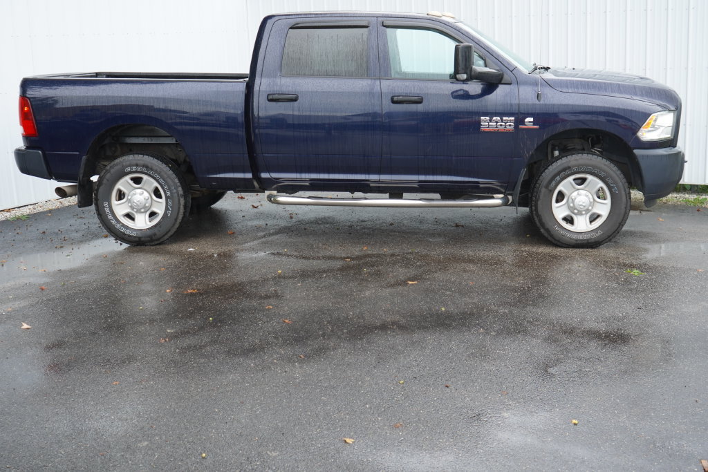 Used 2014 RAM 3500 Tradesman w/ Popular Equipment Group AWD/4WD image 2