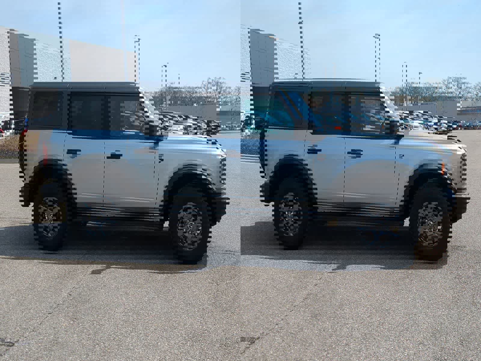 Used 2023 Ford Bronco Big Bend AWD/4WD image 9