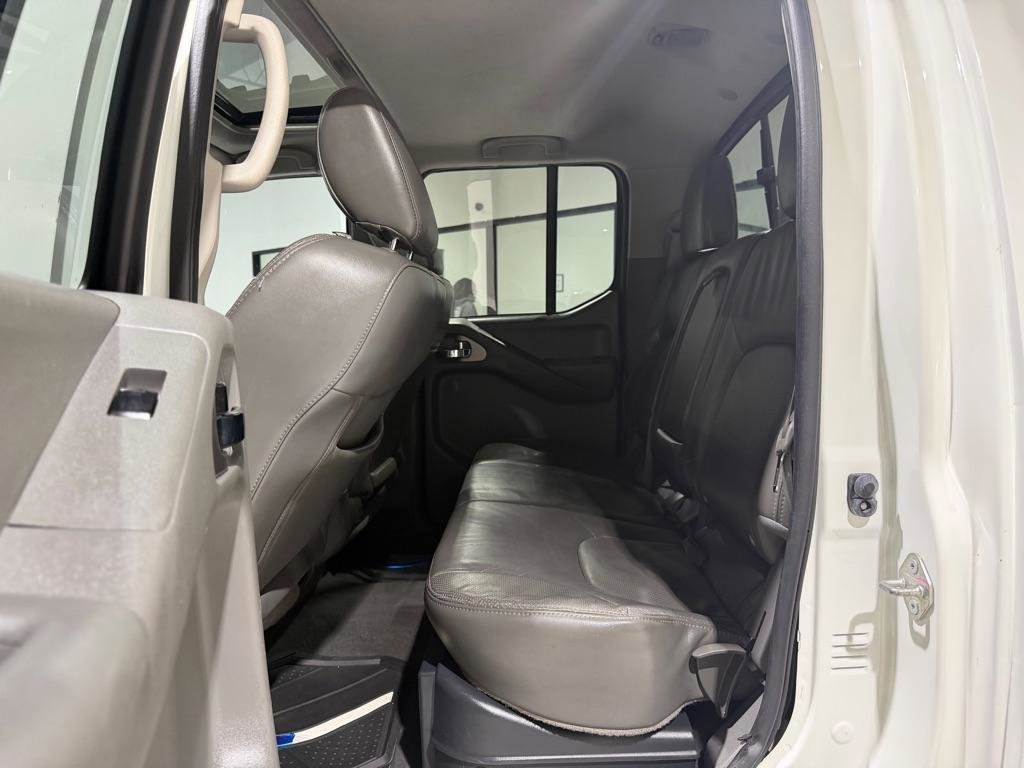 Used 2019 Nissan Frontier SL RWD image 15
