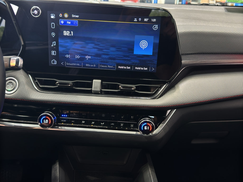 Used 2025 Chevrolet Equinox RS w/ Safety and Technology Package FWD image 28