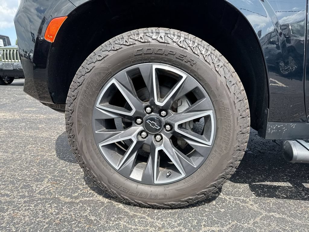 Used 2021 Chevrolet Tahoe Z71 w/ Z71 Signature Package AWD/4WD image 10