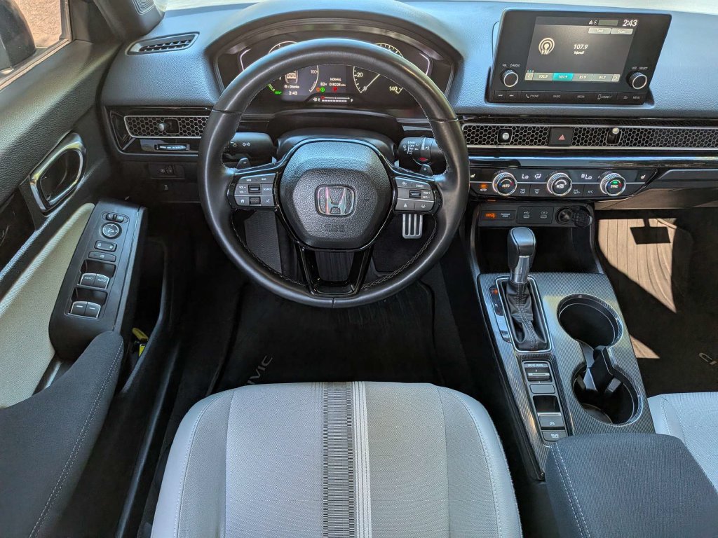 Used 2025 Honda Civic Sport image 15