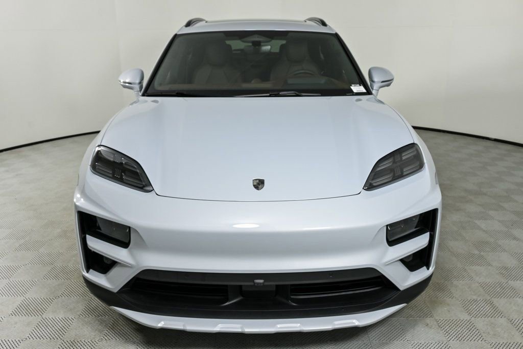 New 2025 Porsche Macan Turbo Electric image 38